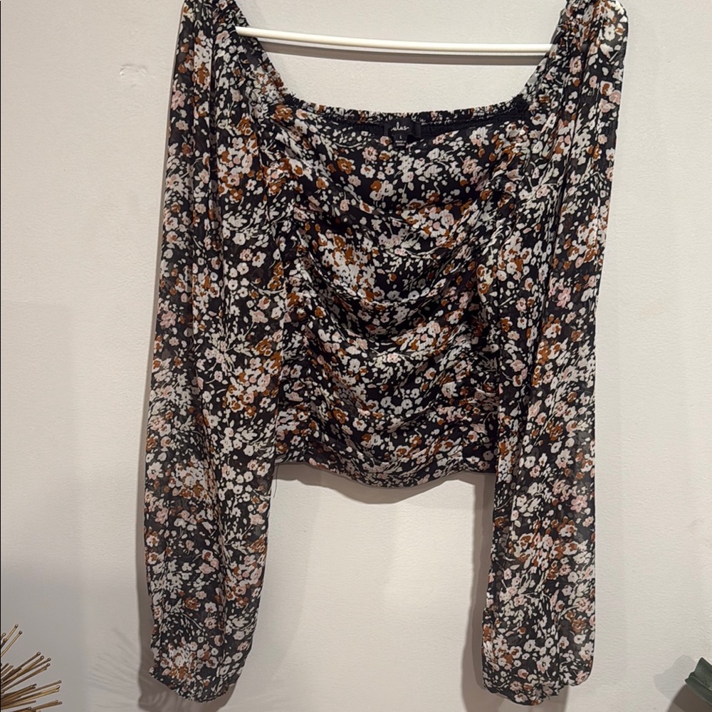 Lulus Floral Print  top blouse